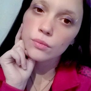 Meet your Posher, Anabella